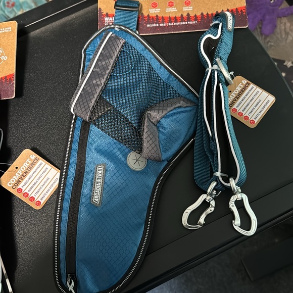 Dog leash and waist belt - Picture 3 of 9